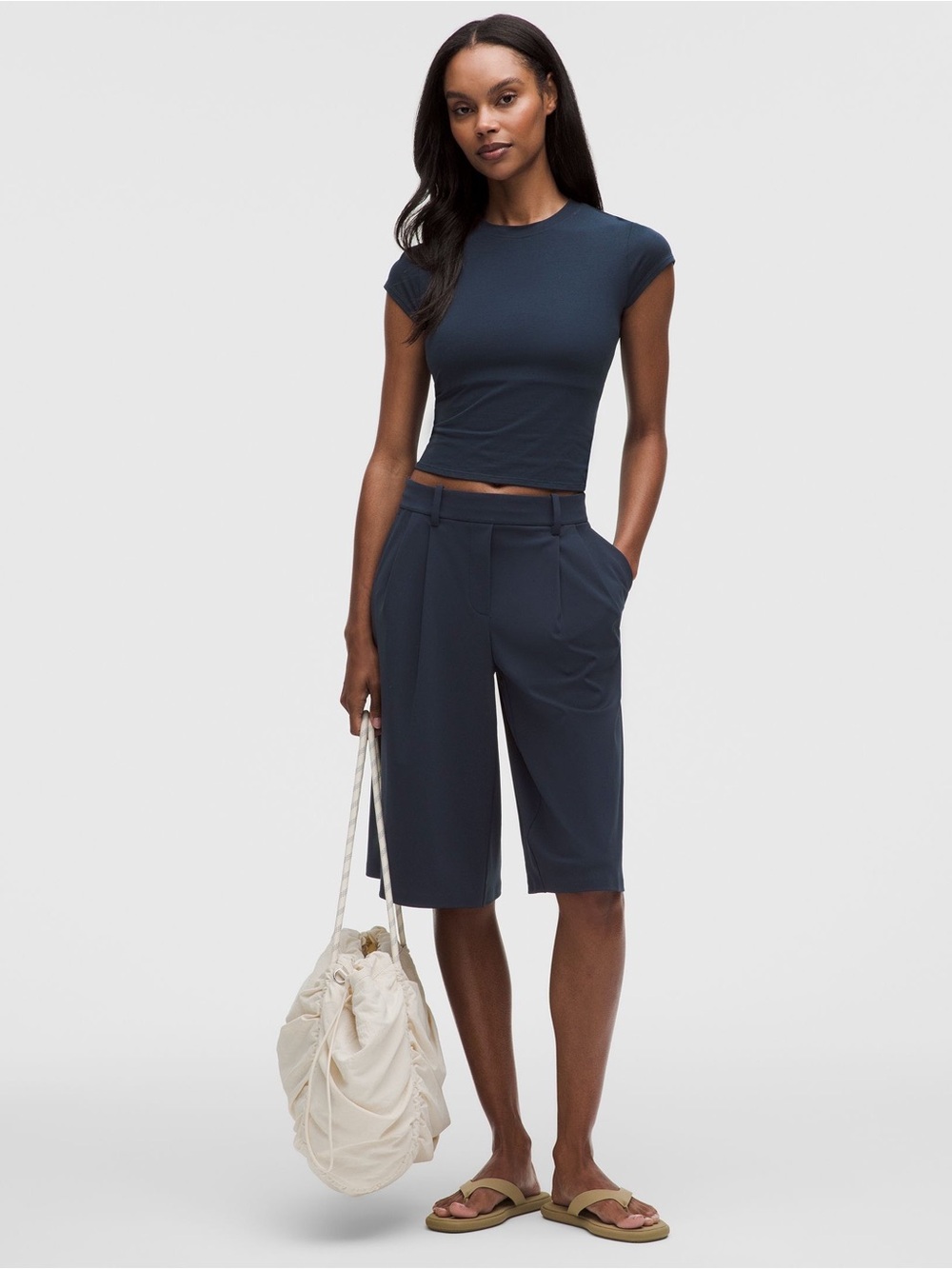Lululemon — Daydrift Lowrise Relaxed-Fit Bermuda Short 14” Navy — Size S